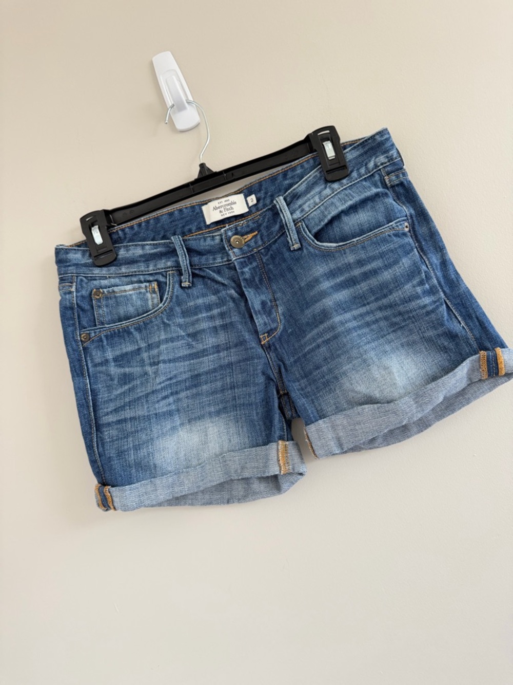 Abercrombie & Fitch‎ Denim Shorts Size 2 Medium Wash Low Rise Y2K Rolled Cuff